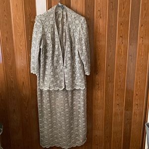 R&M Richards Women’s Two Piece Dress Size 16 M Sleeveless Dress and Jacket